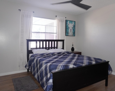8731 Uranus Terrace - Photo Thumbnail 9