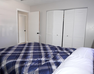 8731 Uranus Terrace - Photo Thumbnail 10