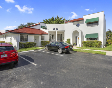 315 Nw 36th Avenue - Photo Thumbnail 2
