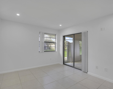315 Nw 36th Avenue - Photo Thumbnail 14