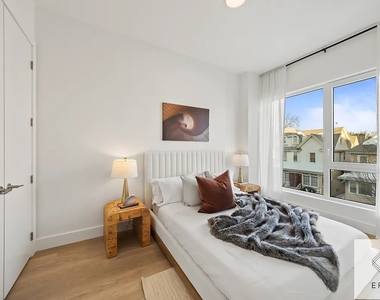 354 East 28th Street - Photo Thumbnail 5