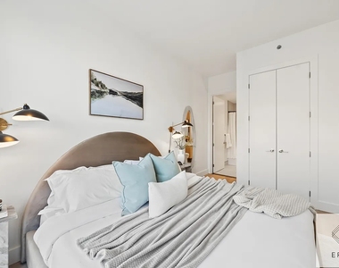354 East 28th Street - Photo Thumbnail 4