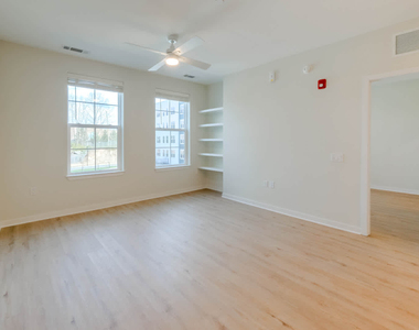 3 Westchester Park Drive - Photo Thumbnail 27