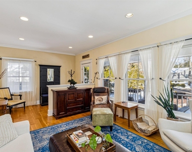 38 Baycrest Avenue - Photo Thumbnail 4
