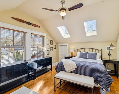 38 Baycrest Avenue - Photo Thumbnail 13