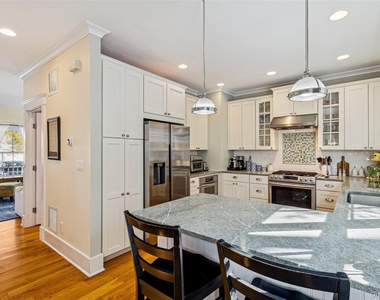 38 Baycrest Avenue - Photo Thumbnail 7