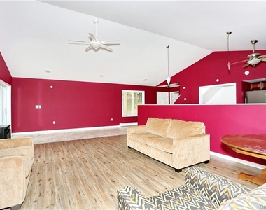 80 Old Quaker Hill Road - Photo Thumbnail 6
