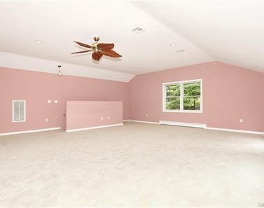 80 Old Quaker Hill Road - Photo Thumbnail 10