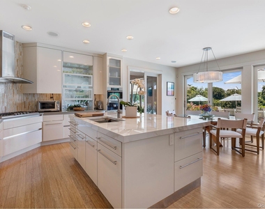 316 Deerfield Road - Photo Thumbnail 3