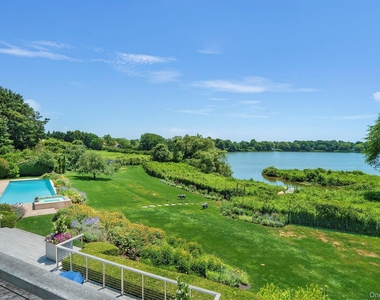 316 Deerfield Road - Photo Thumbnail 12