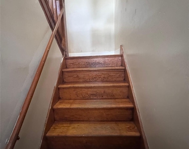 4 Gray Street - Photo Thumbnail 3
