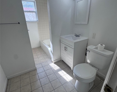 4 Gray Street - Photo Thumbnail 17