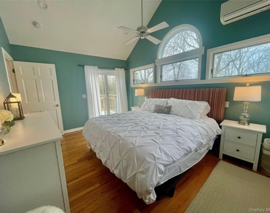 205 Pine Avenue - Photo Thumbnail 3