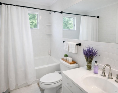 205 Pine Avenue - Photo Thumbnail 21
