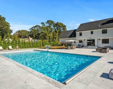 805 Kayleighs Court - Photo Thumbnail 35