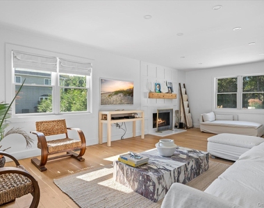 805 Kayleighs Court - Photo Thumbnail 16