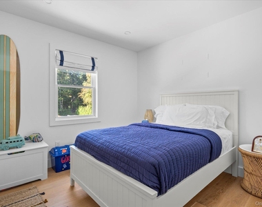 805 Kayleighs Court - Photo Thumbnail 27