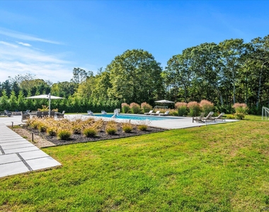 805 Kayleighs Court - Photo Thumbnail 41