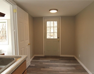71 Miller Road - Photo Thumbnail 5