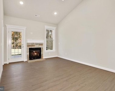 5609 Finley Rose Court - Photo Thumbnail 6