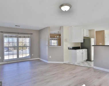 17259 Larkin Drive - Photo Thumbnail 1