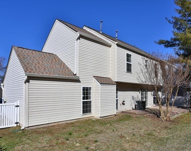 17259 Larkin Drive - Photo Thumbnail 18