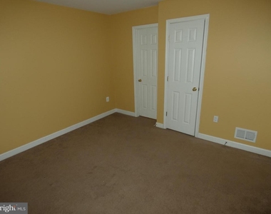 1308 Saunders Drive - Photo Thumbnail 24