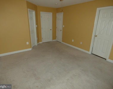 1308 Saunders Drive - Photo Thumbnail 11