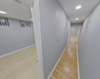 1831 W Diamond Street - Photo Thumbnail 5