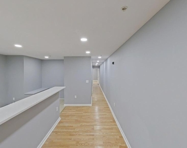 1831 W Diamond Street - Photo Thumbnail 2