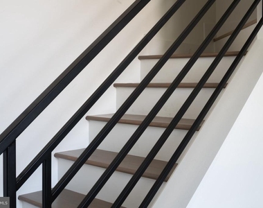 930 N 2nd Street - Photo Thumbnail 19