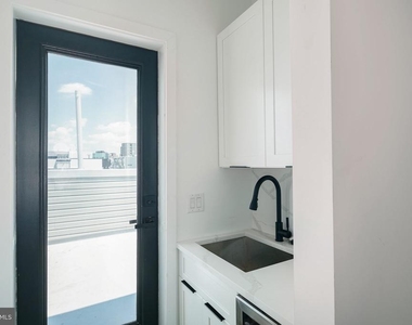 930 N 2nd Street - Photo Thumbnail 17