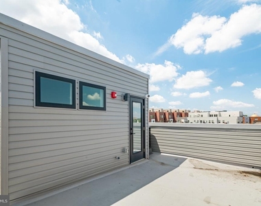 930 N 2nd Street - Photo Thumbnail 18