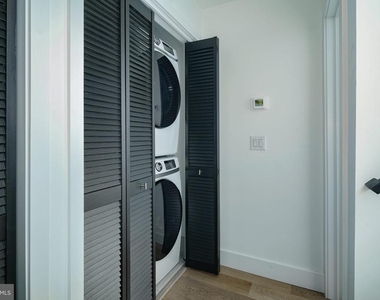 930 N 2nd Street - Photo Thumbnail 12