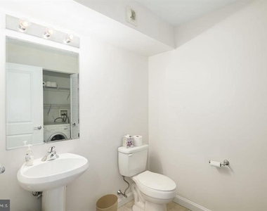 901 N Penn Street - Photo Thumbnail 6