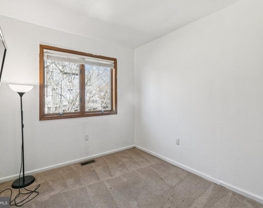 3379 Frederick Street - Photo Thumbnail 25