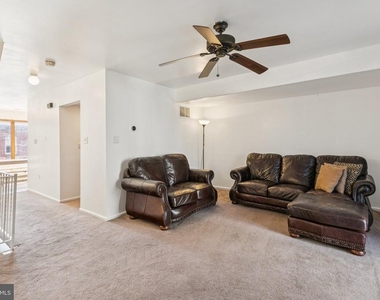 3379 Frederick Street - Photo Thumbnail 11