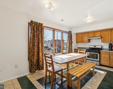 3379 Frederick Street - Photo Thumbnail 14
