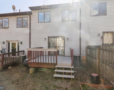 3379 Frederick Street - Photo Thumbnail 19