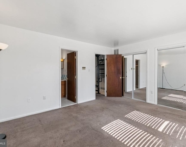 3379 Frederick Street - Photo Thumbnail 30