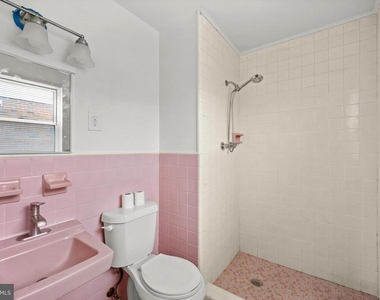 7727 Langdon Street - Photo Thumbnail 20
