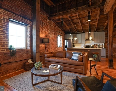 437 W Grant Street - Photo Thumbnail 17
