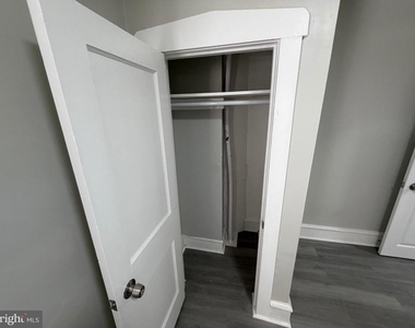 244 Mansion Avenue - Photo Thumbnail 13
