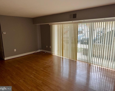 5215 Newton Street - Photo Thumbnail 13