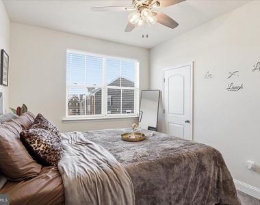 16416 Fife Way - Photo Thumbnail 25