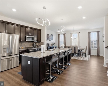 16416 Fife Way - Photo Thumbnail 8