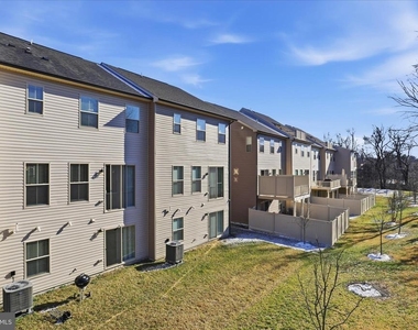 16416 Fife Way - Photo Thumbnail 34