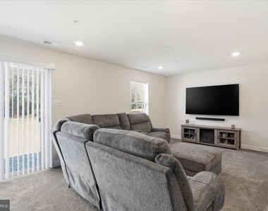 16416 Fife Way - Photo Thumbnail 29