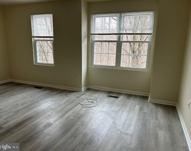 15417 Reprise Terrace - Photo Thumbnail 5