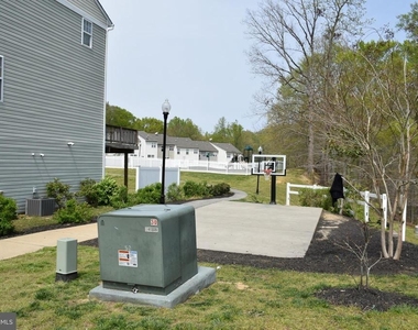 390 English Oak Lane - Photo Thumbnail 28